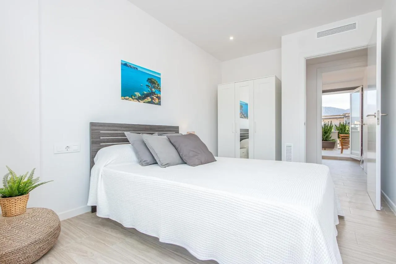 M A R I V E N T Suite With Bathroom And Terrace 50 M2 Roses 0*,