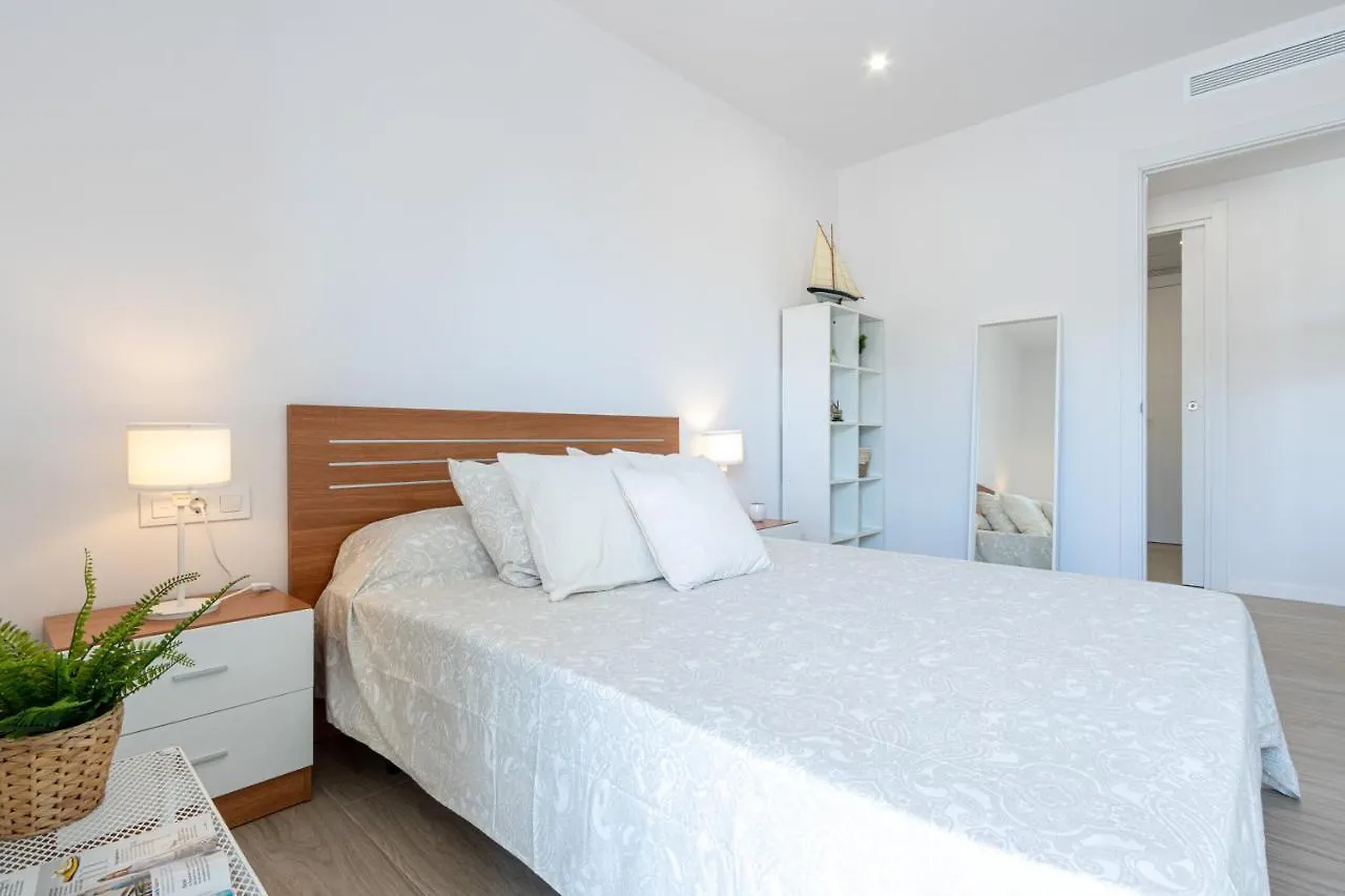 M A R I V E N T Suite With Bathroom And Terrace 50 M2 Roses