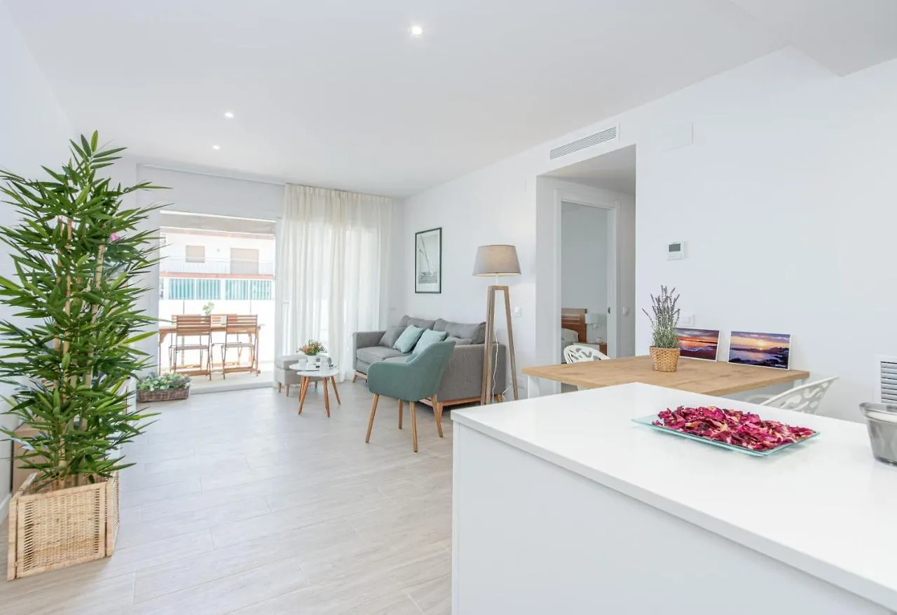 M A R I V E N T Suite With Bathroom And Terrace 50 M2 罗萨斯 公寓